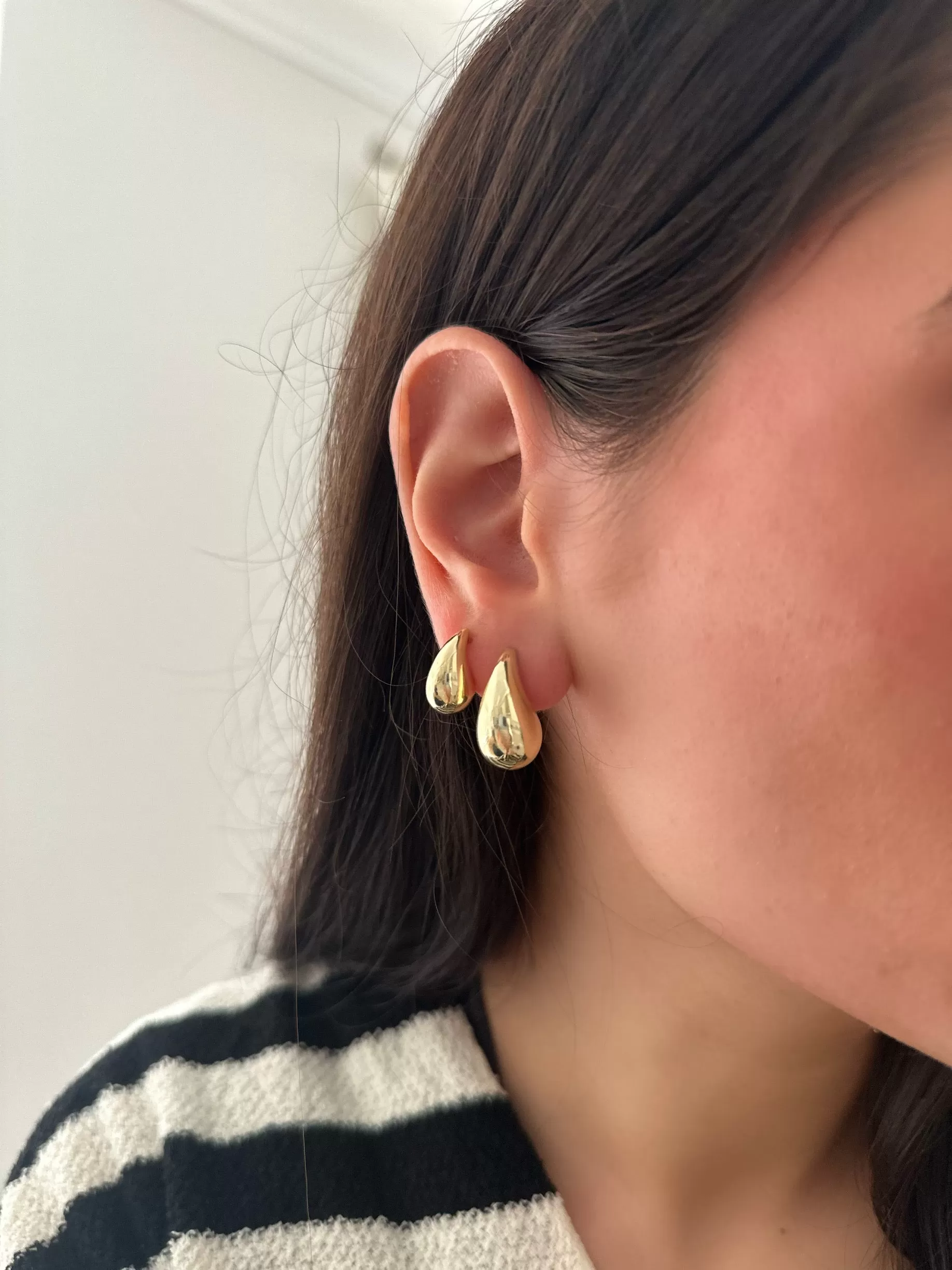 10 Karat Gold Teardrop Stud Earrings