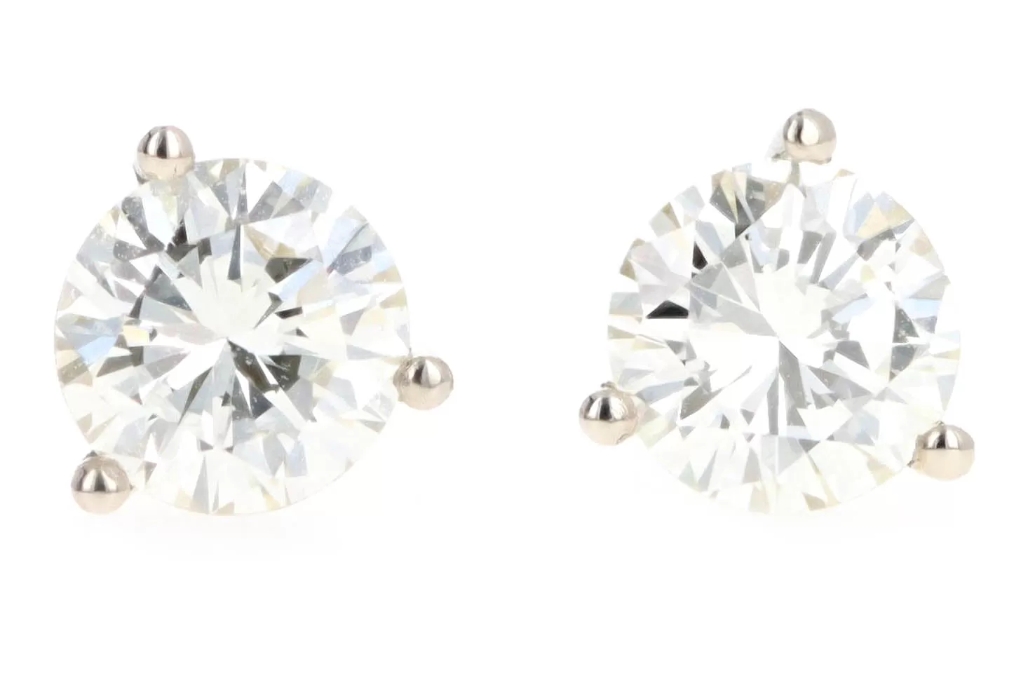 14K White Gold 0.96 Carat Total Weight Round Brilliant Cut Diamond Martini Stud Earrings