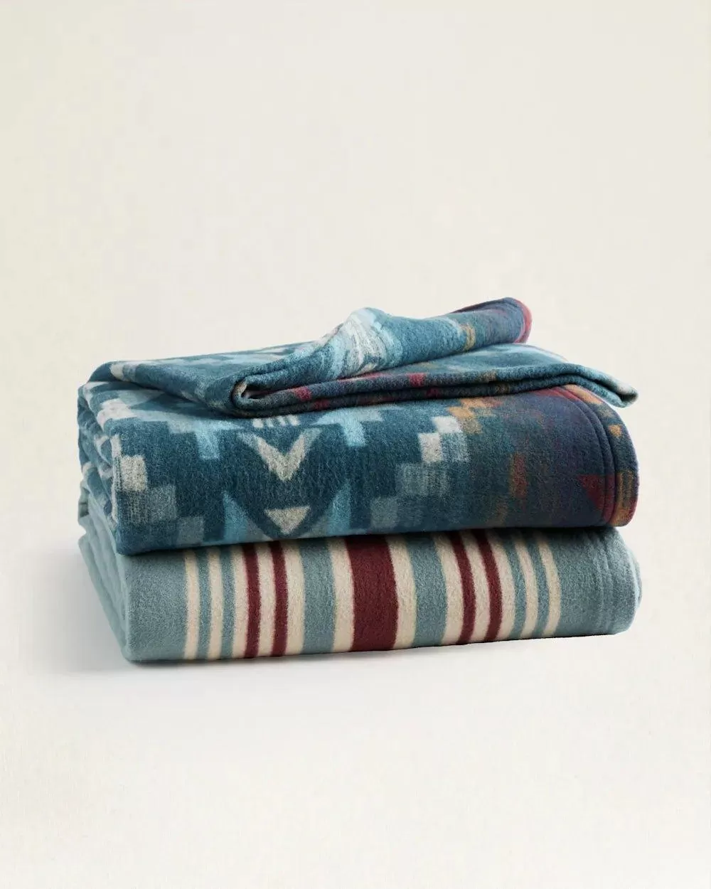 Carico Lake/Stripe Cotton Throw Pack