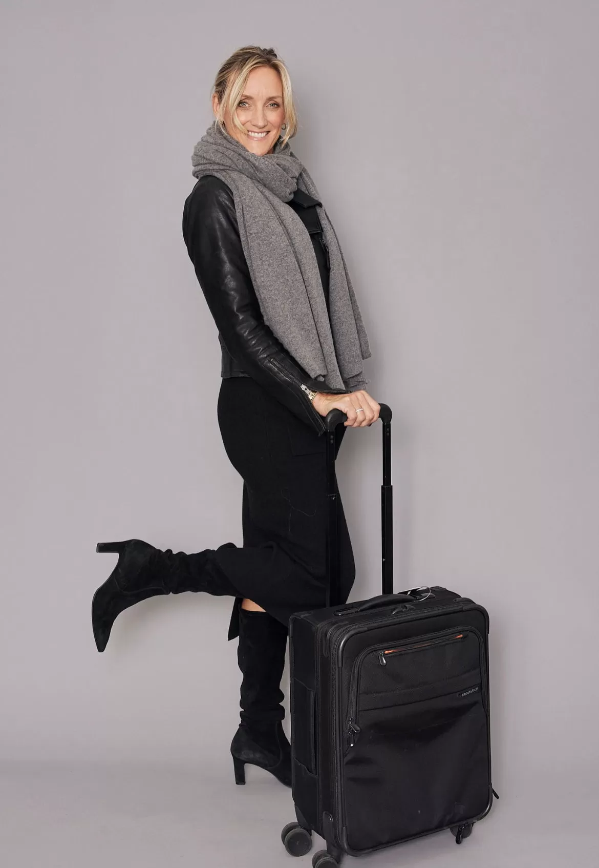 Cashmere Blanket Travel Wrap Dark Grey | Thunder