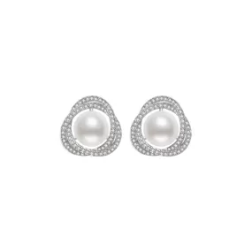 Elegant Freshwater Pearl Earrings WE00183