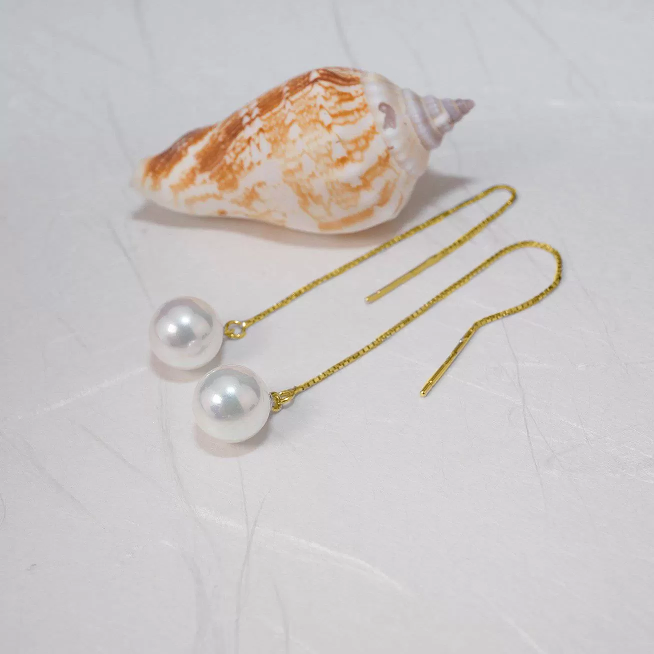 Elegant Freshwater Pearl Earrings WE00358