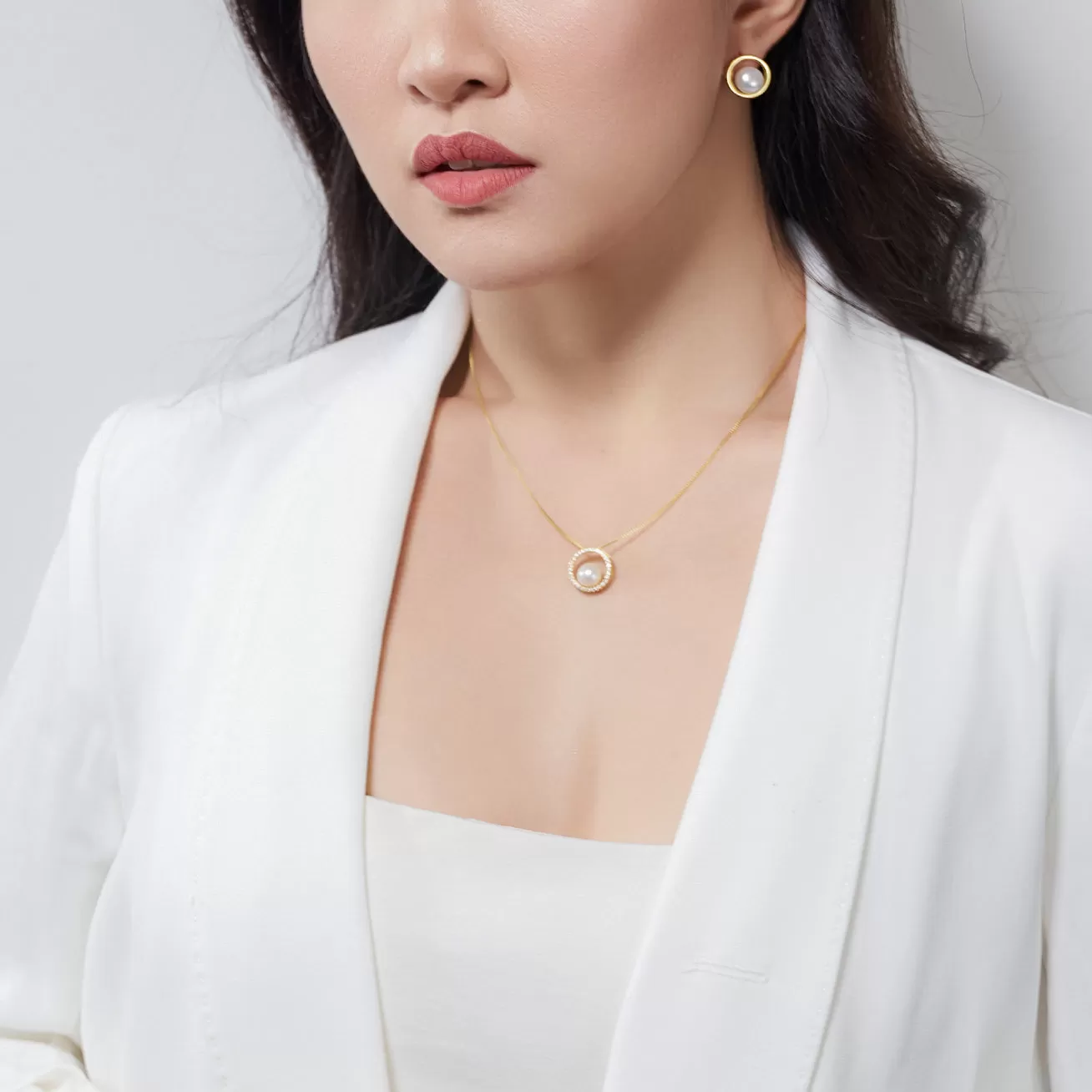 Elegant Freshwater Pearl Necklace WN00550