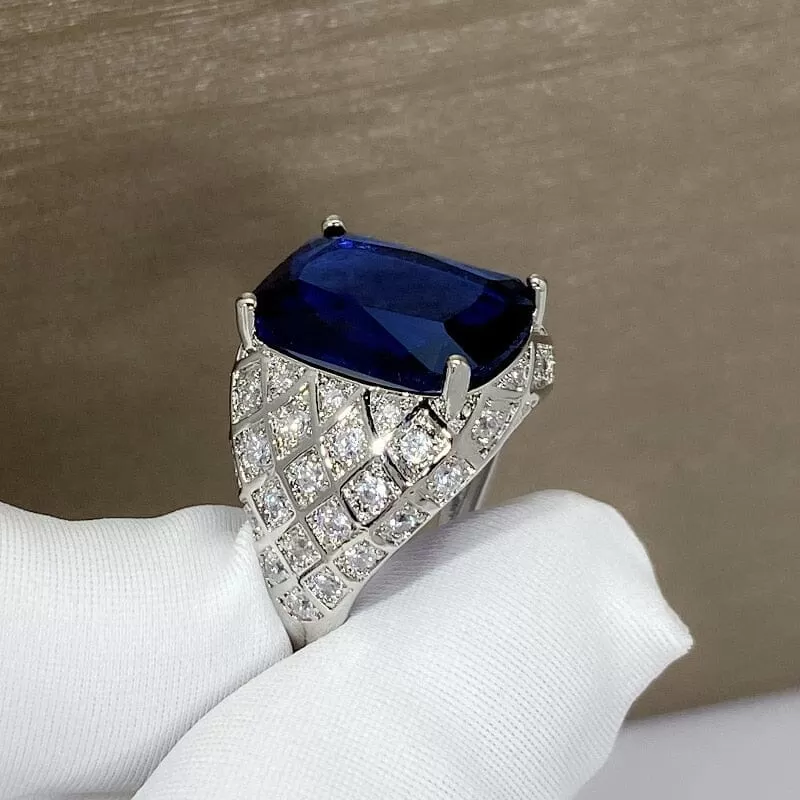 Extremely Elegant Sapphire Adjustable Ring - 925 Sterling Silver