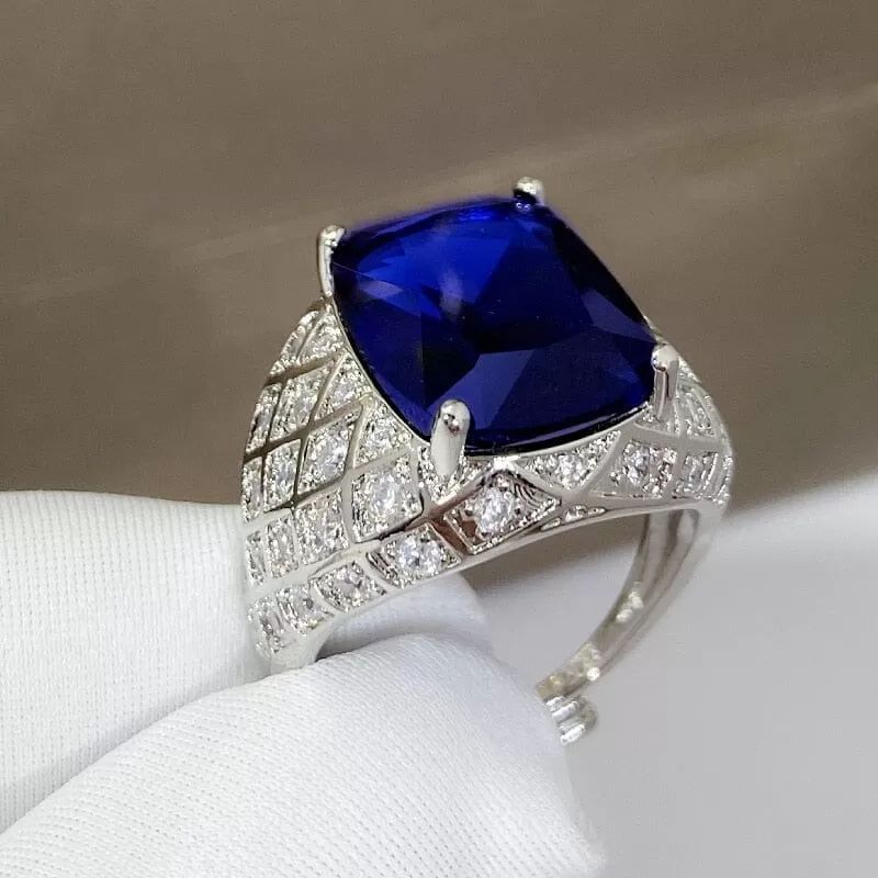 Extremely Elegant Sapphire Adjustable Ring - 925 Sterling Silver