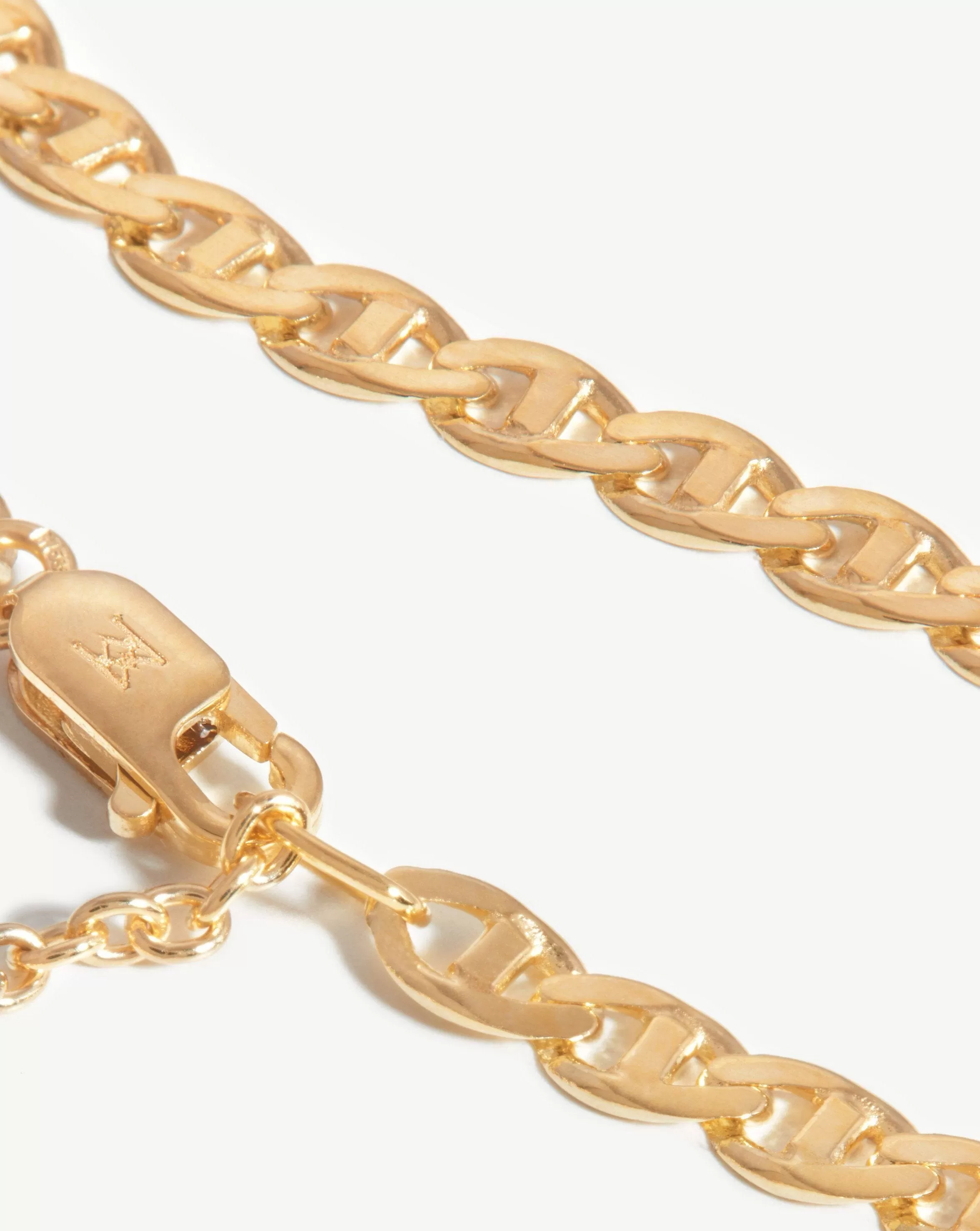 Fine Flat Mariner Chain Necklace