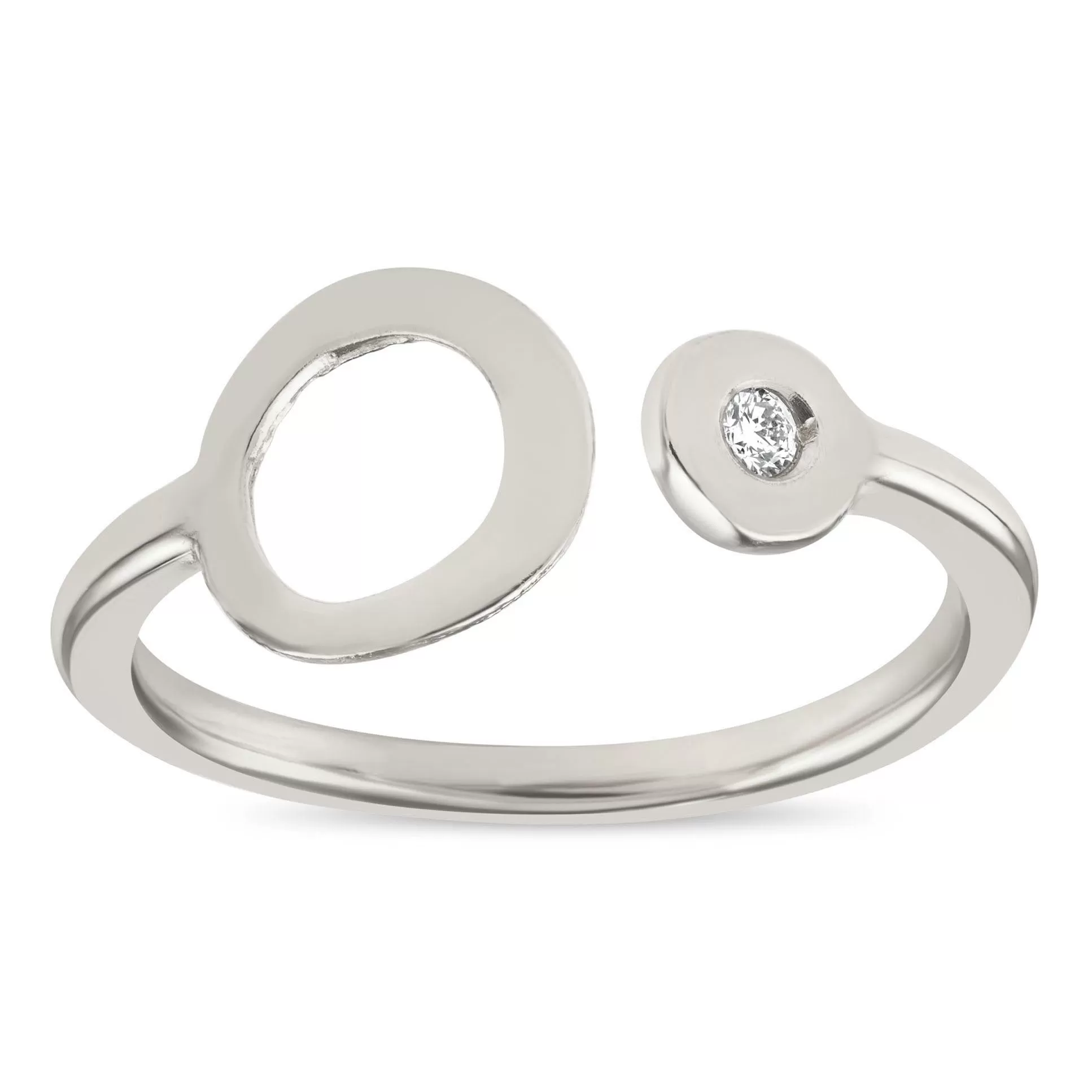 Hole-Dot Ring With Diamond