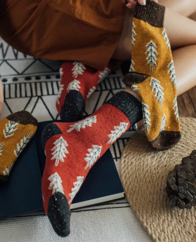 Holiday Special | Wool Socks | Pine Tree (Red)