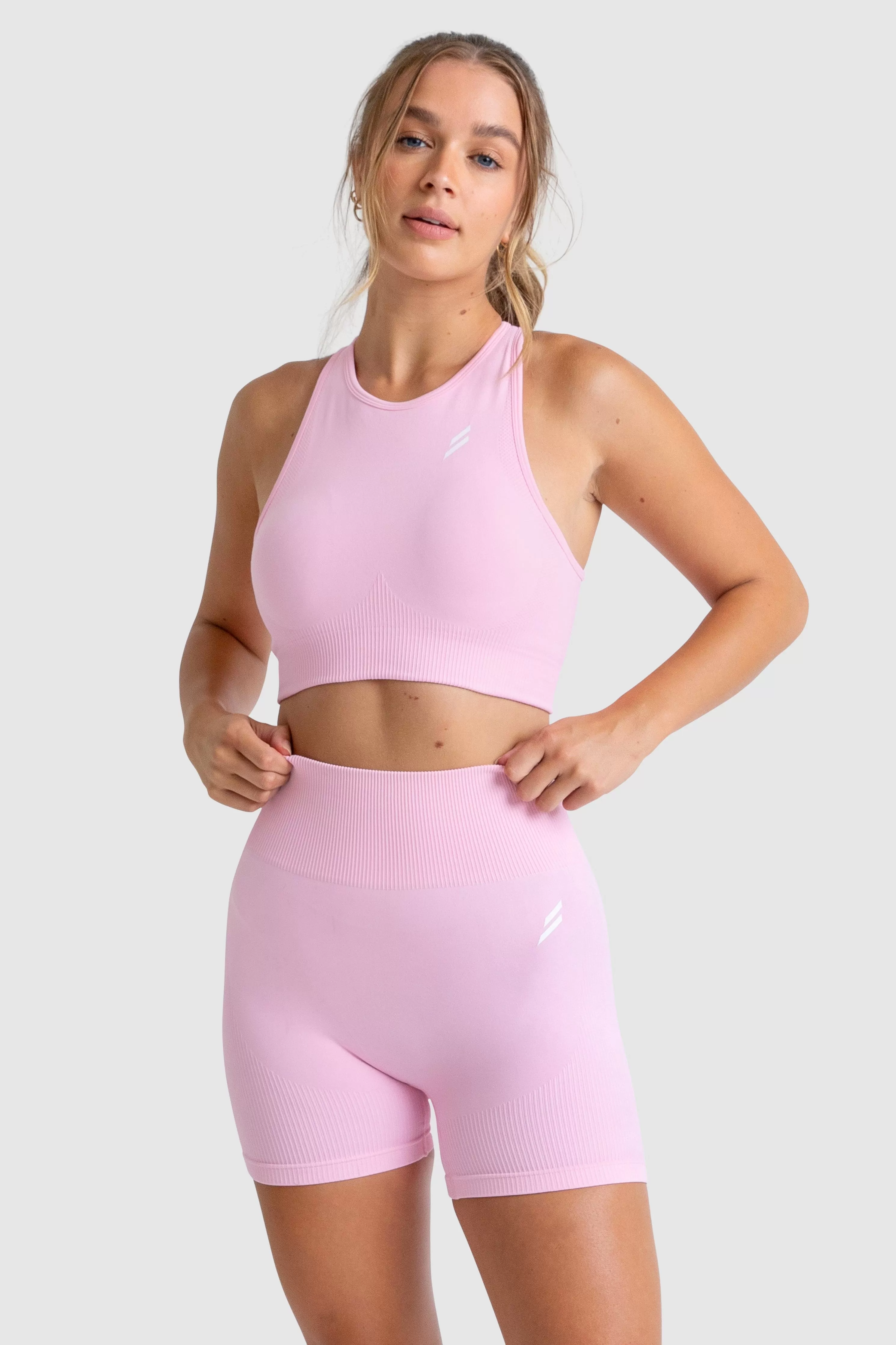 Impact Solid High-Neck Crop - Pastel Pink