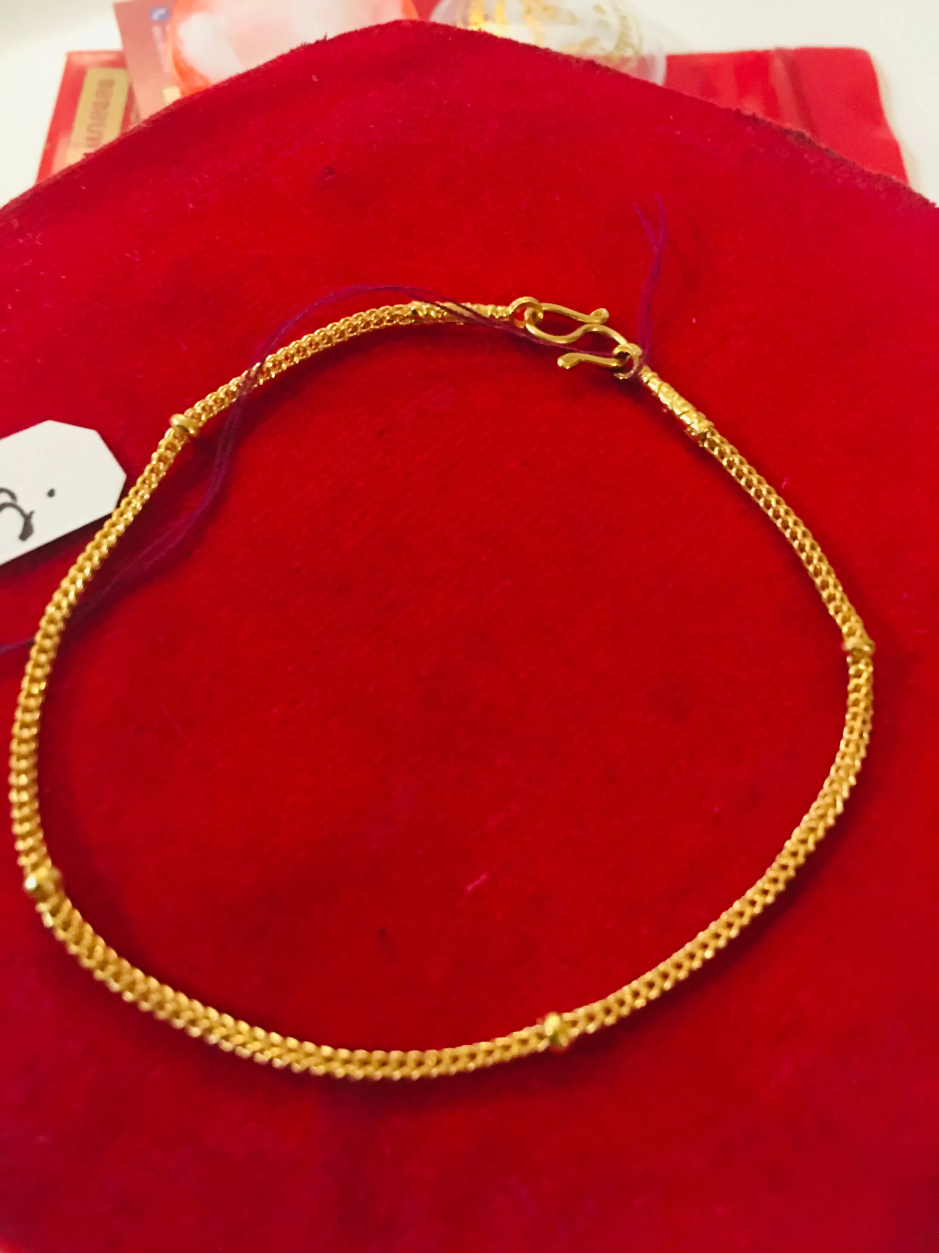 Item no. SP1011 Bangkok Solid Gold New 7” Bracelet 2 grams.