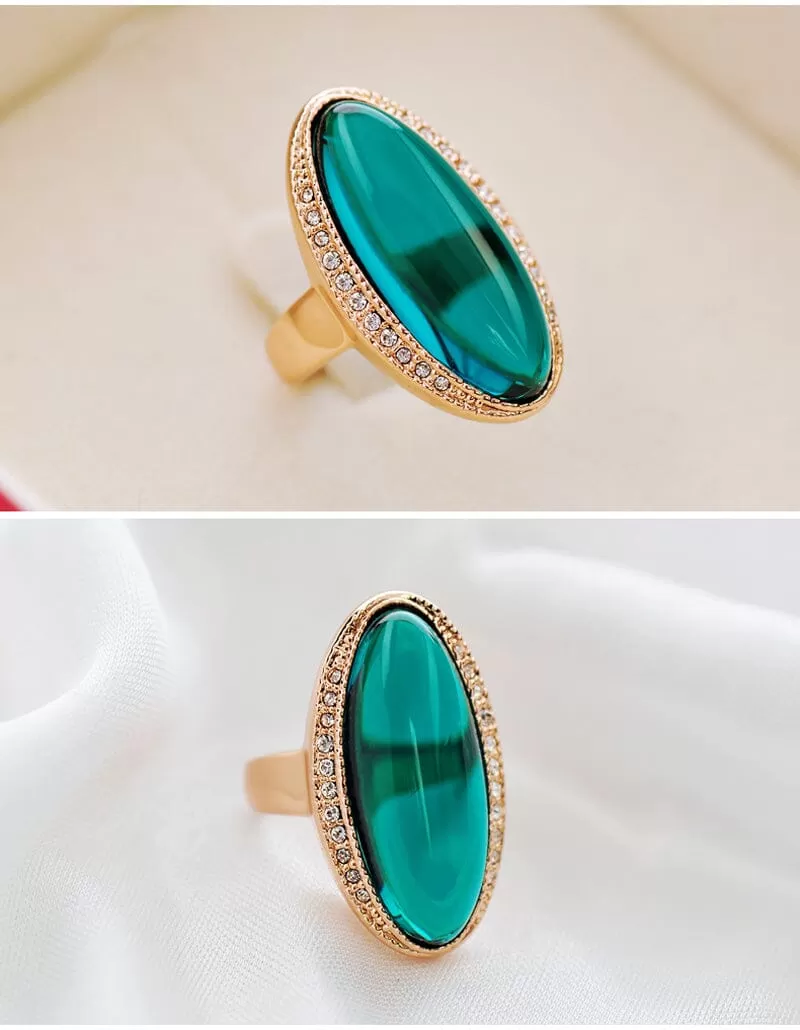 Like a Princess Oval Emerald Ring