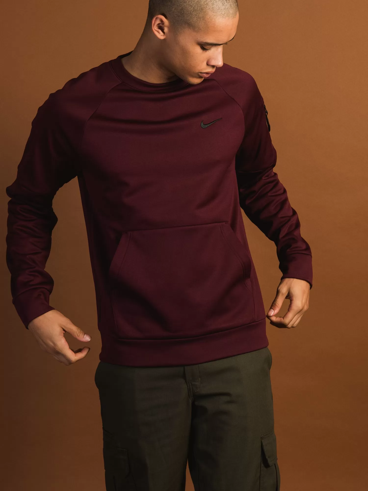 NIKE THERMA-FIT CREWNECK