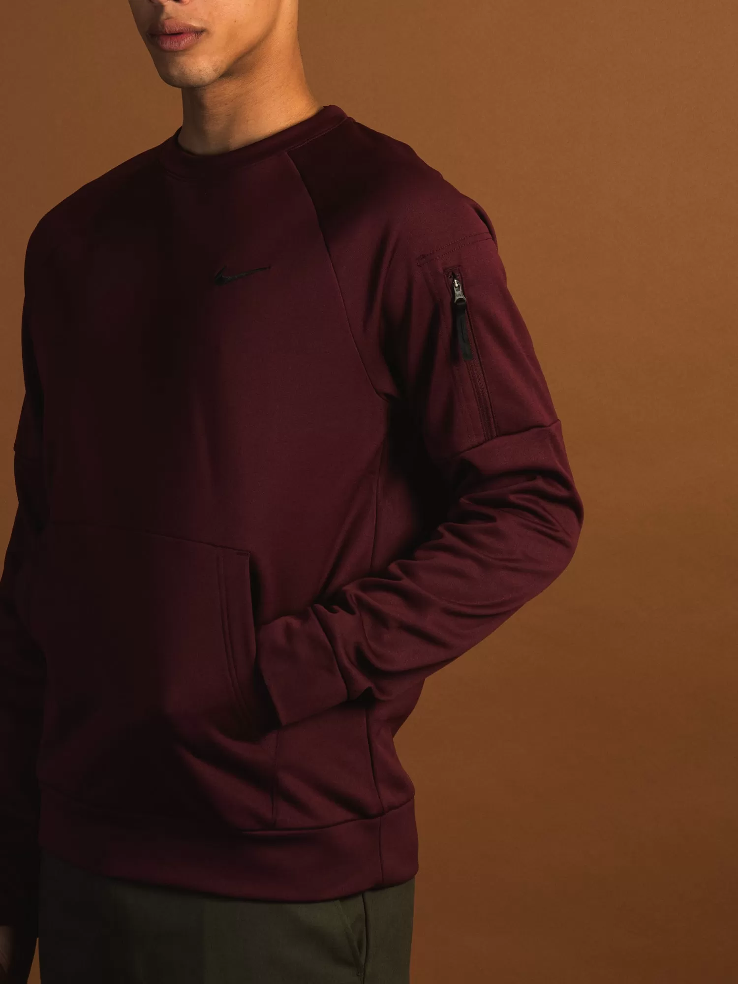 NIKE THERMA-FIT CREWNECK