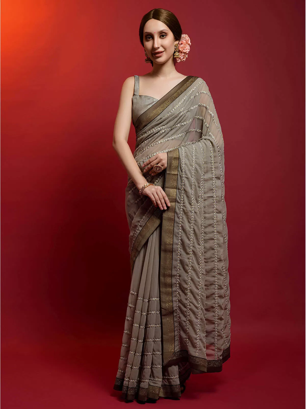 Odette Women Grey Georgette Saree With Unstitched Blouse