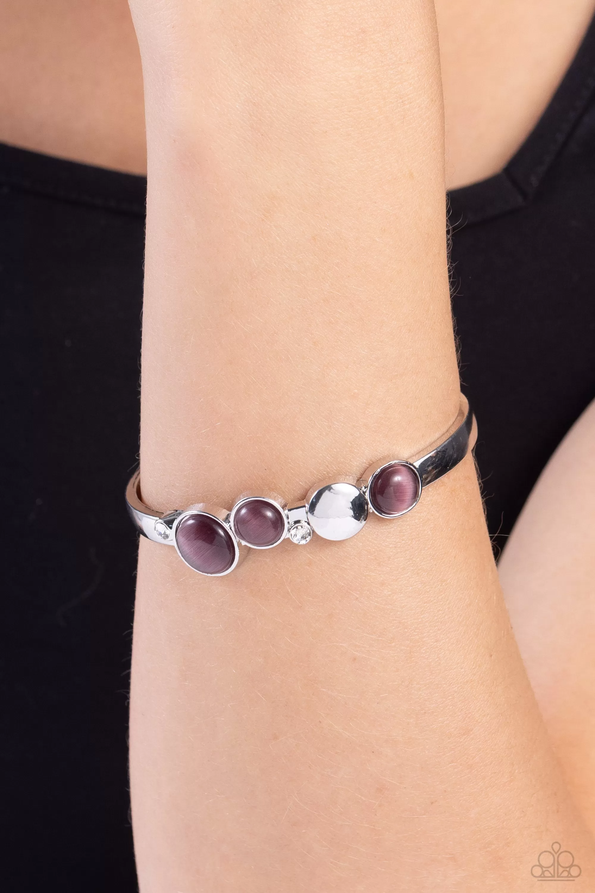 Paparazzi  Elegant Escapade Purple Bracelet