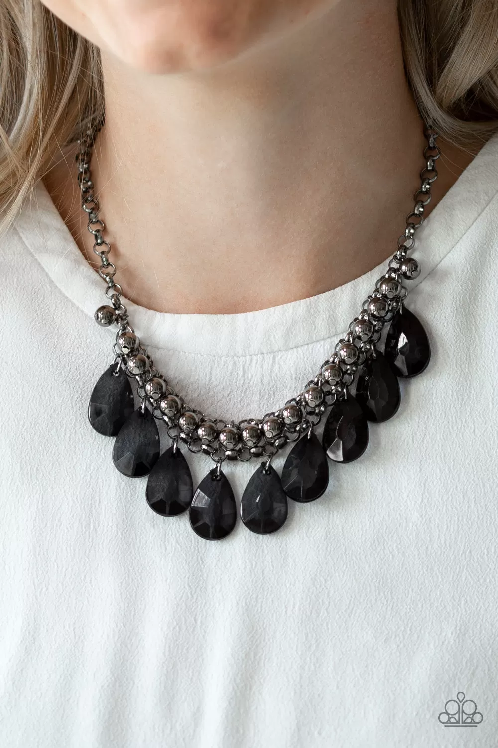 Paparazzi Fashionista Flair - Black Necklace