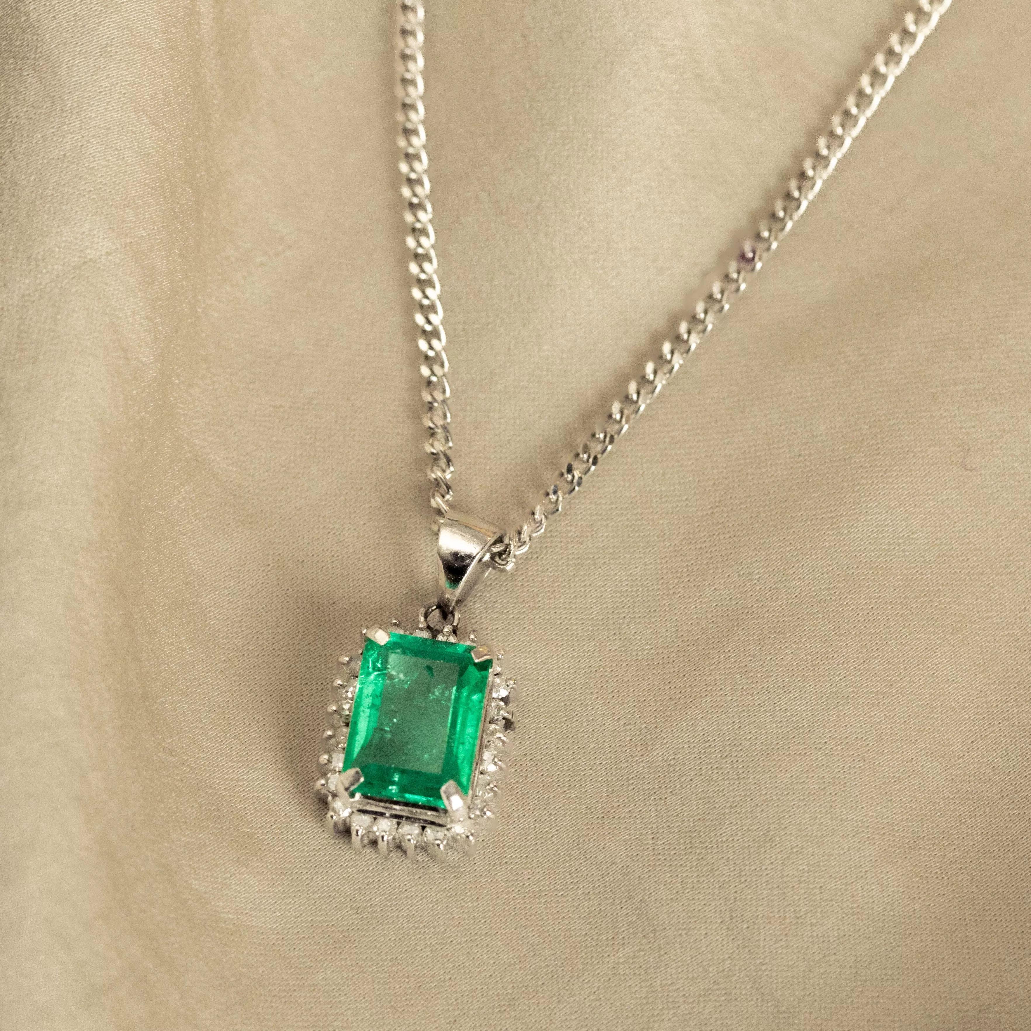 Platinum 1.77 Carat Natural Emerald Diamond Halo Pendant Necklace