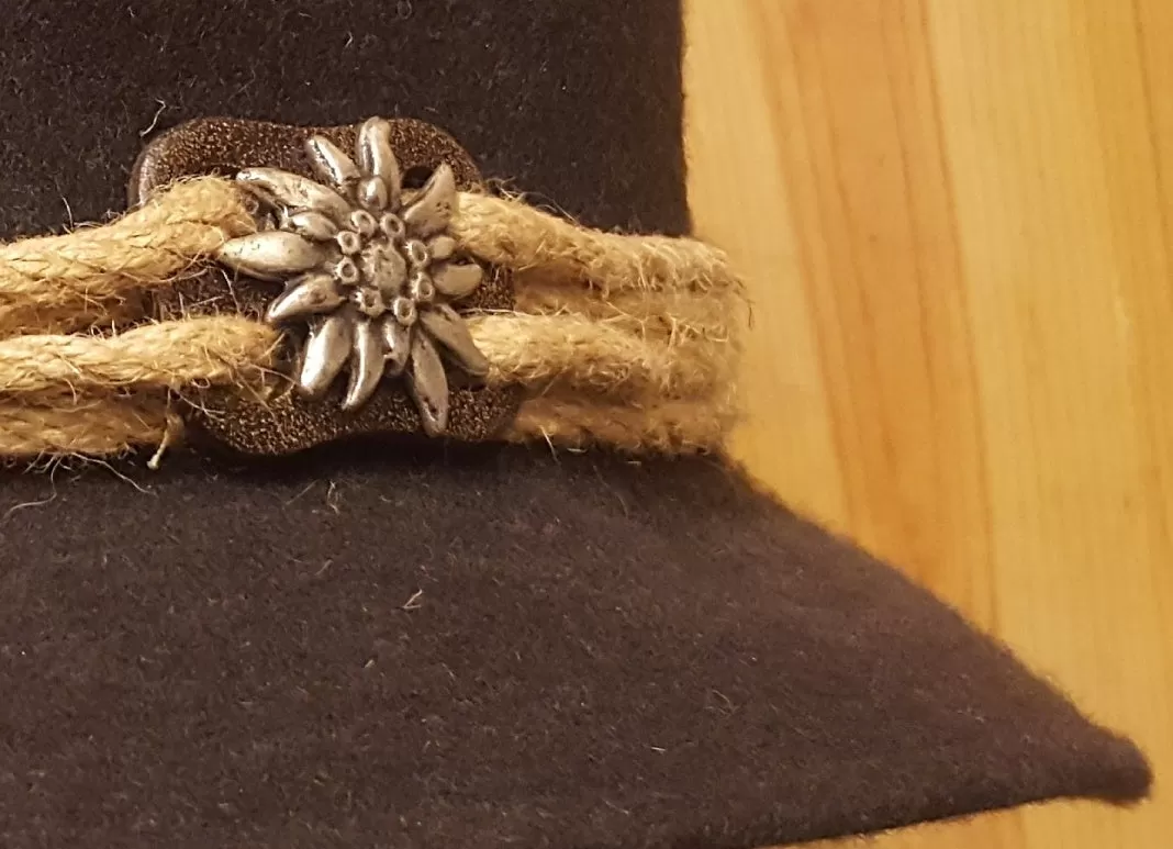 Trachten Hat with Coin, Edelweiss, Antler Piece or Antler Rosette